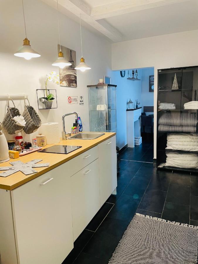 Perfect Place To Stay Self Check In-24H-Netflix-Wifi Resita Exterior foto